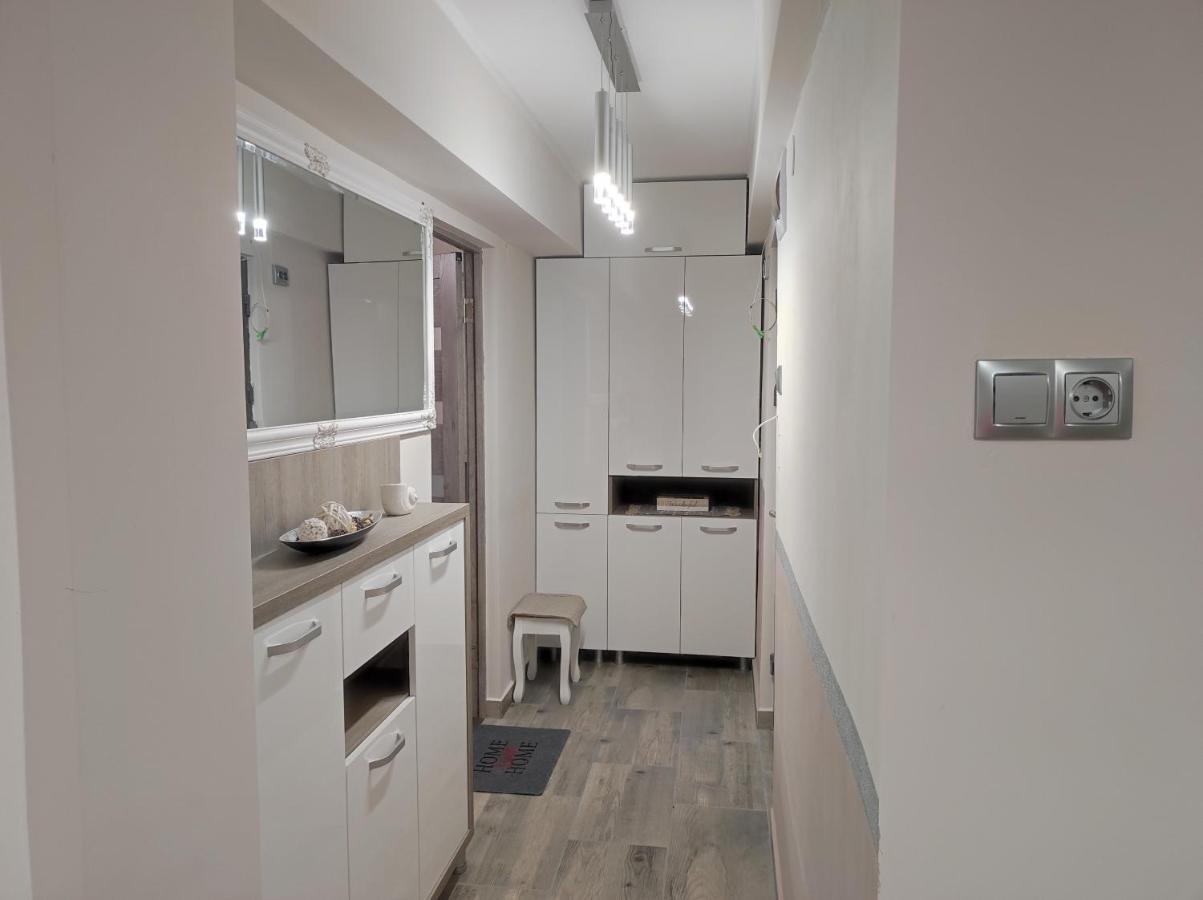 Midtown Apartment オラデア エクステリア 写真