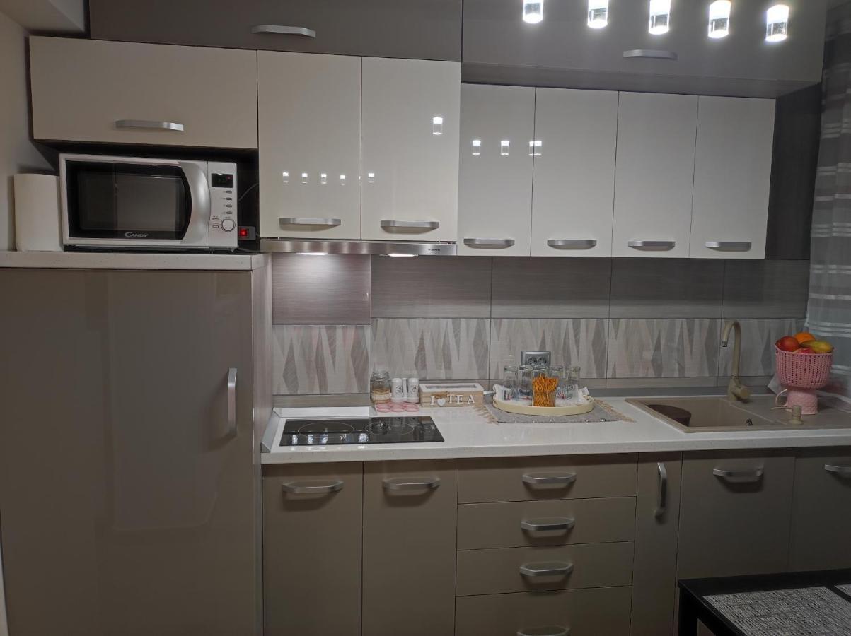 Midtown Apartment オラデア エクステリア 写真