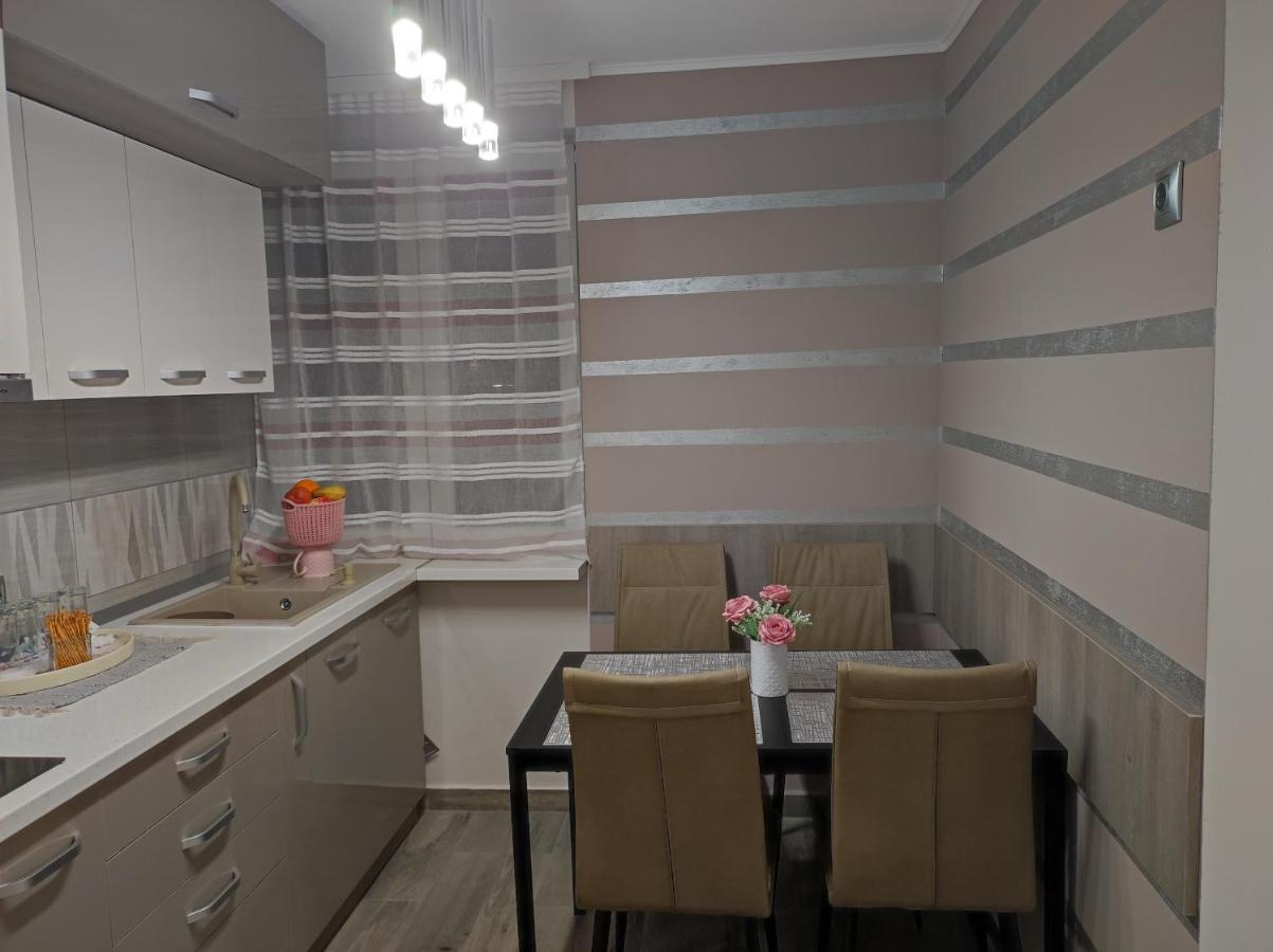 Midtown Apartment オラデア エクステリア 写真