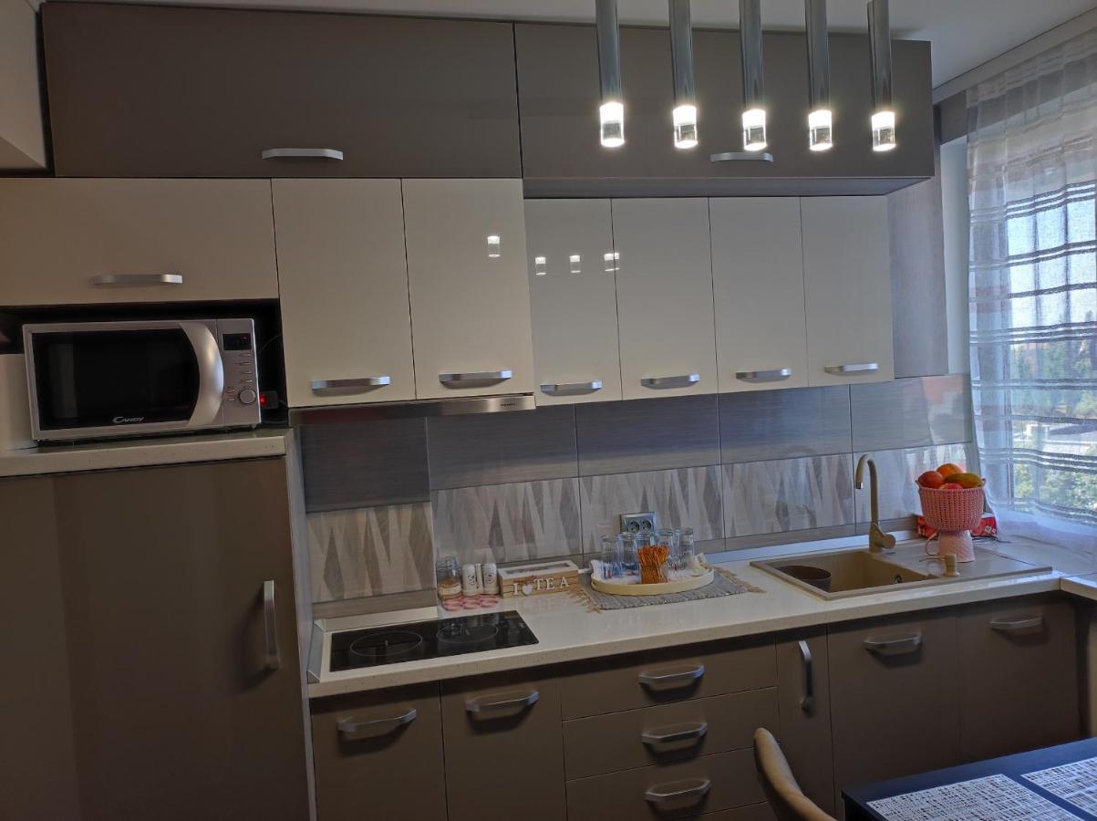 Midtown Apartment オラデア エクステリア 写真