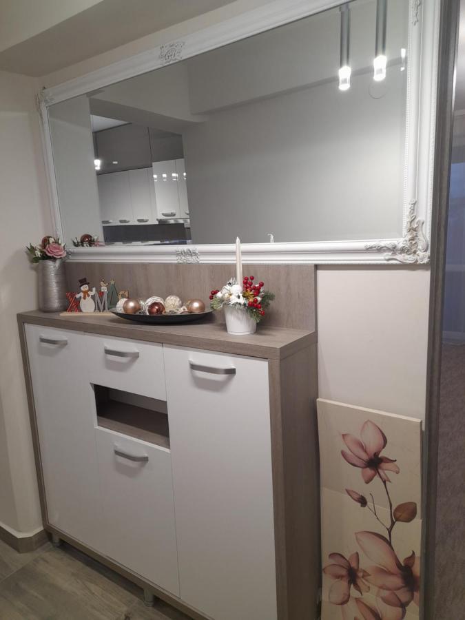 Midtown Apartment オラデア エクステリア 写真